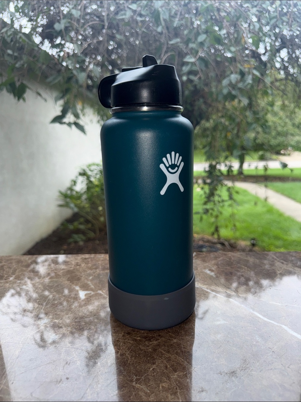 Hydro Flask Deep Teal Bottle with Black Lid and Gray Base